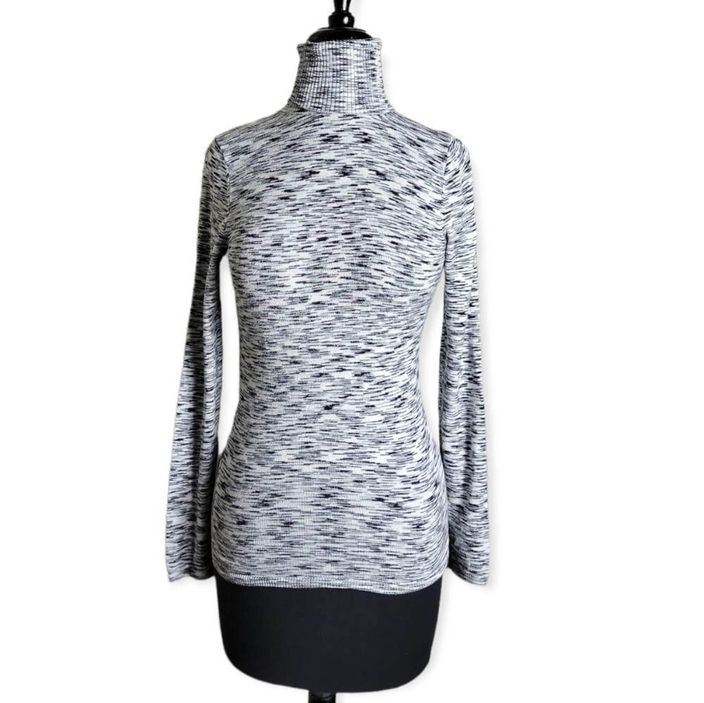 The Limited long sleeve black gray space dye turtleneck sweater size XS
